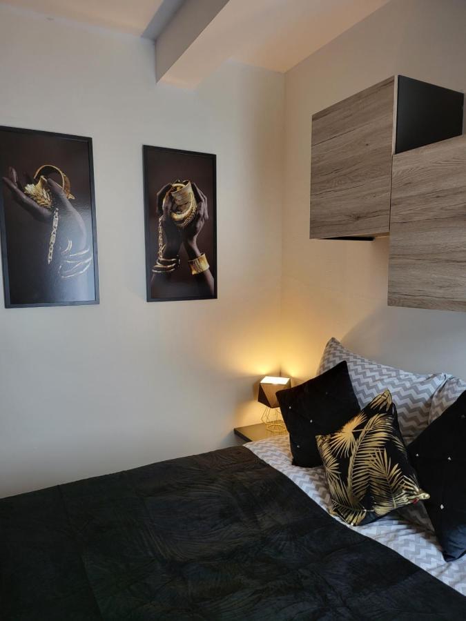 Moon Apartments بوزنان المظهر الخارجي الصورة